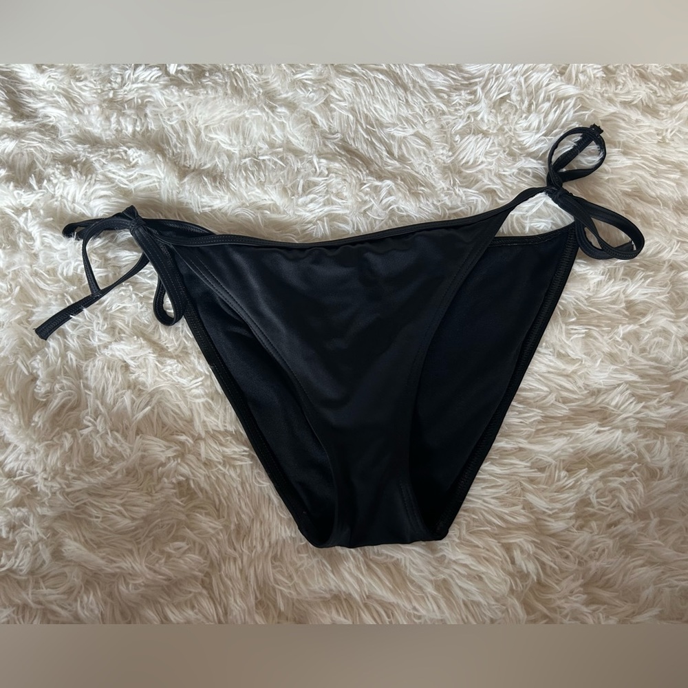 Medium black Victoria’s Secret bikini bottoms